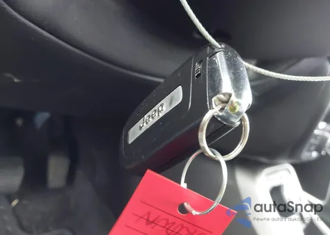 2019 Jeep Compass Latitude 4X4 from USA, damaged, VIN 3C4NJDBB9KT834332